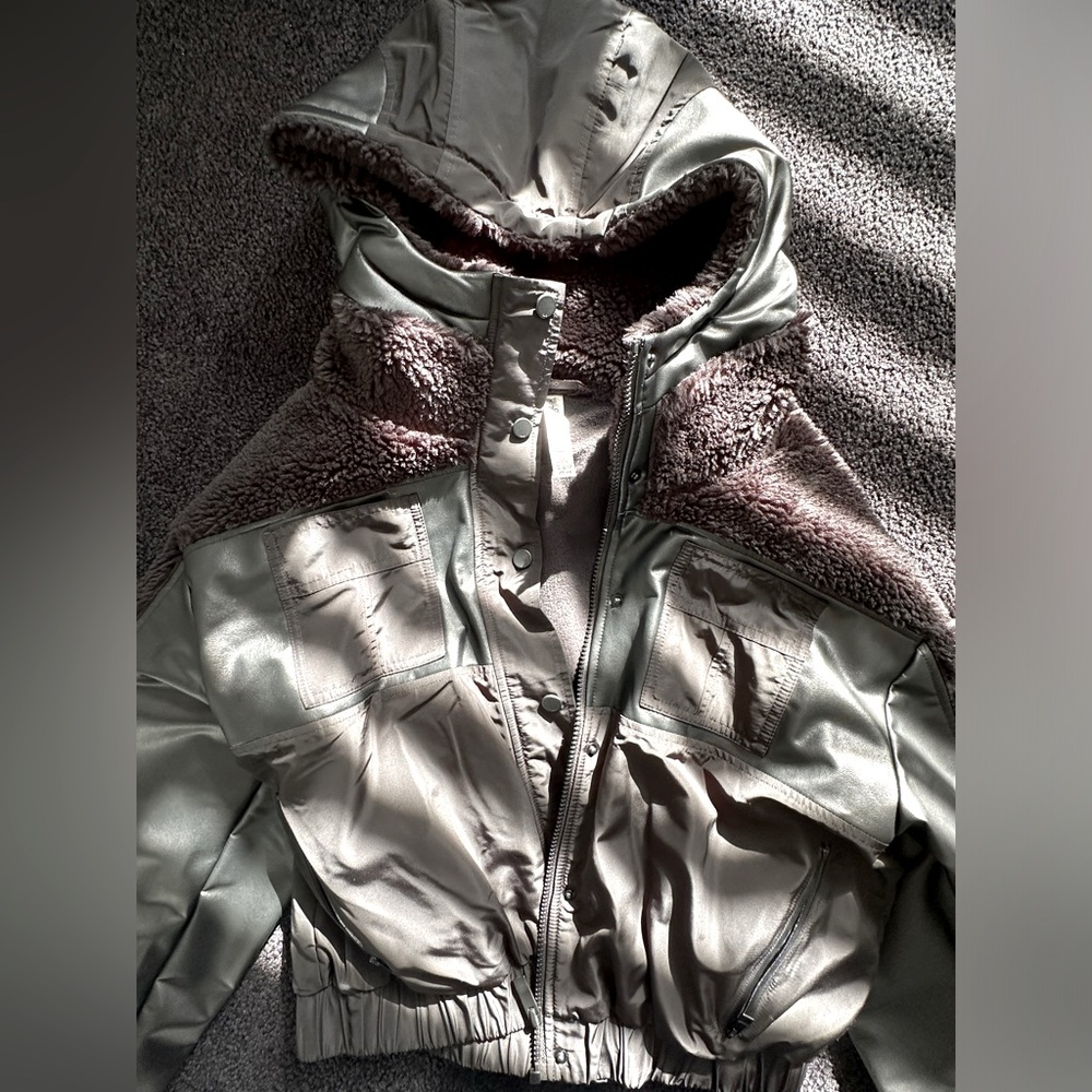 ALO yoga jacket